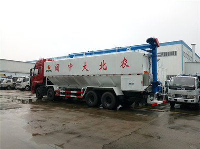 國(guó)五東風(fēng)天龍40米前四后八散裝飼料車(chē) 高效物流運(yùn)輸?shù)膶I(yè)利器